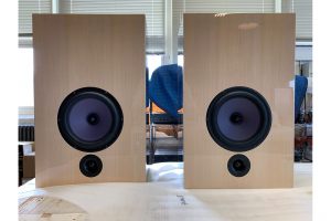 DeVORE FIDELITY | Orangutan Custom | Quartered Maple