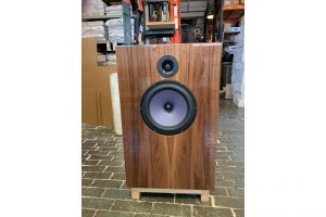 DeVORE FIDELITY | Orangutan Custom | American Black Walnut