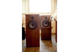 DeVORE FIDELITY | Orangutan Custom | American Black Walnut