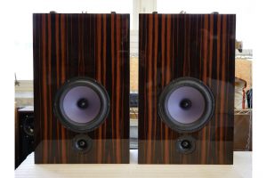 DeVORE FIDELITY | Orangutan Custom | Ebony
