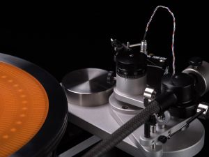 VPI Industries | Plattenspieler | Avenger Plus